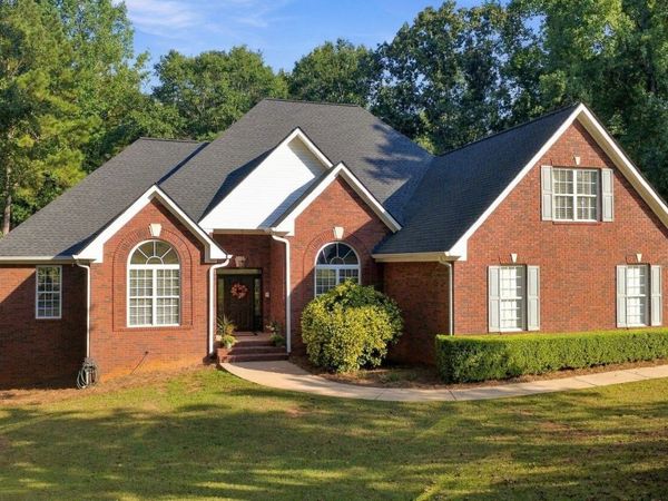 3857 Willow Bend Drive SW, Stockbridge, GA 30281