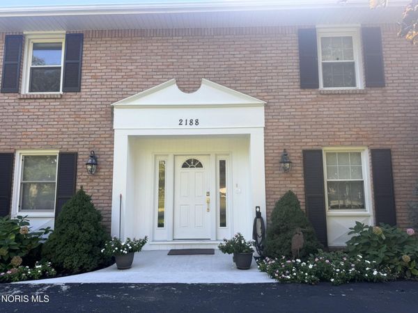 2188 N Carriage Lane, Port Clinton, OH 43452