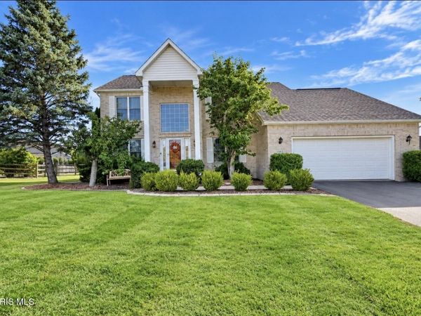 7143 Marissa Court, Maumee, OH 43537