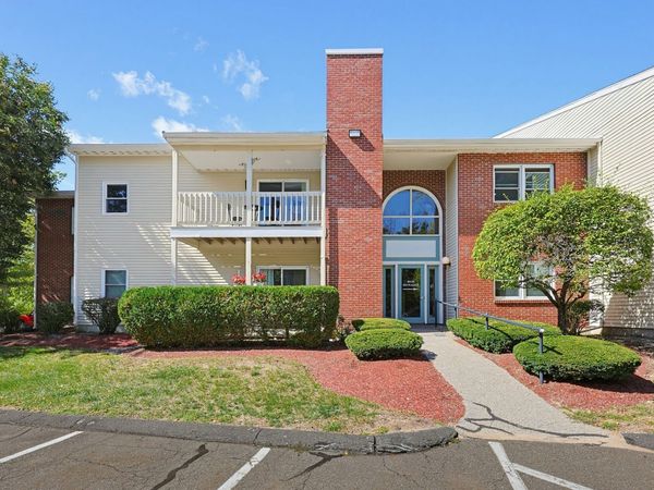 47 Rose Ct, Unit 47, Norwood, MA 02062