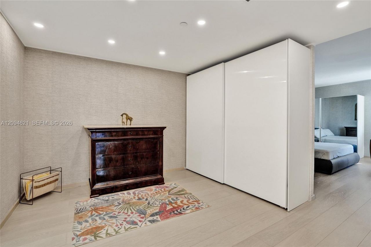 520 Brickell Key Dr , Unit A1015, Miami, FL 33131 Photo