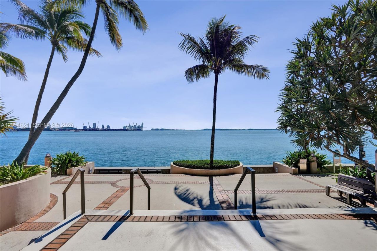 520 Brickell Key Dr , Unit A1015, Miami, FL 33131 Photo