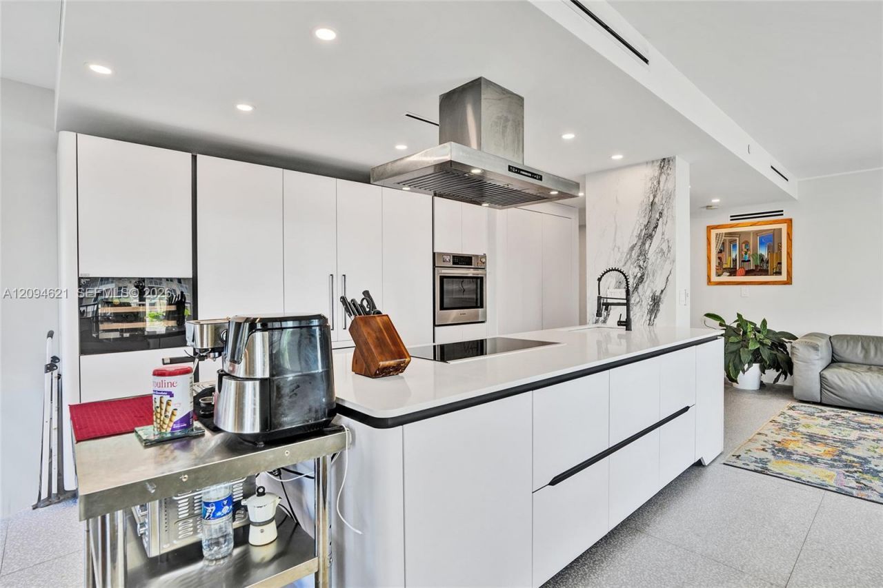 520 Brickell Key Dr , Unit A1015, Miami, FL 33131 Photo