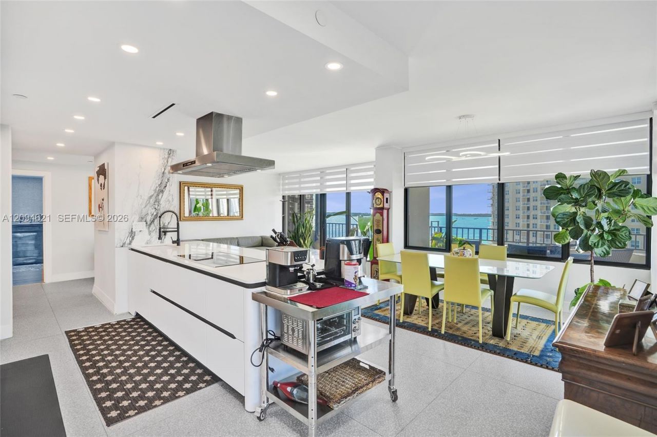 520 Brickell Key Dr , Unit A1015, Miami, FL 33131 Photo