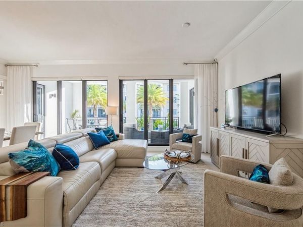 1135 3rd AVE S, Unit 304, NAPLES, FL 34102
