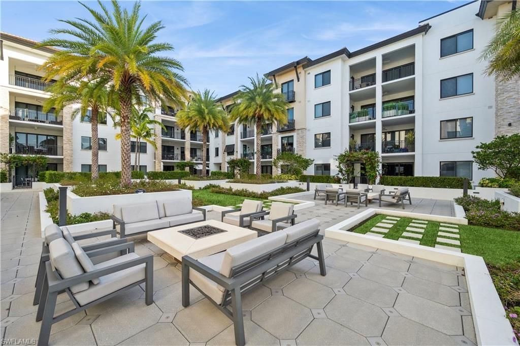 1135 3rd Ave S, Unit 304, Naples, FL 34102 Photo