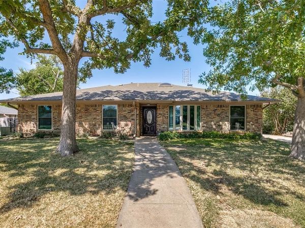 2717 Pinehurst Drive , Plano, TX 75075
