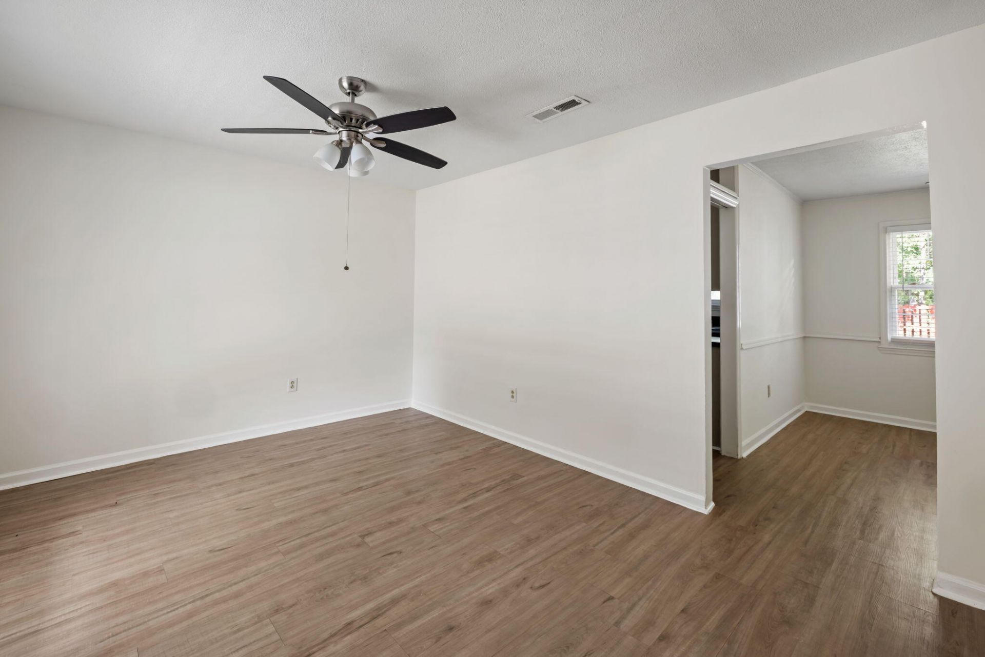 1932 Sunnyvale Avenue Photo 12