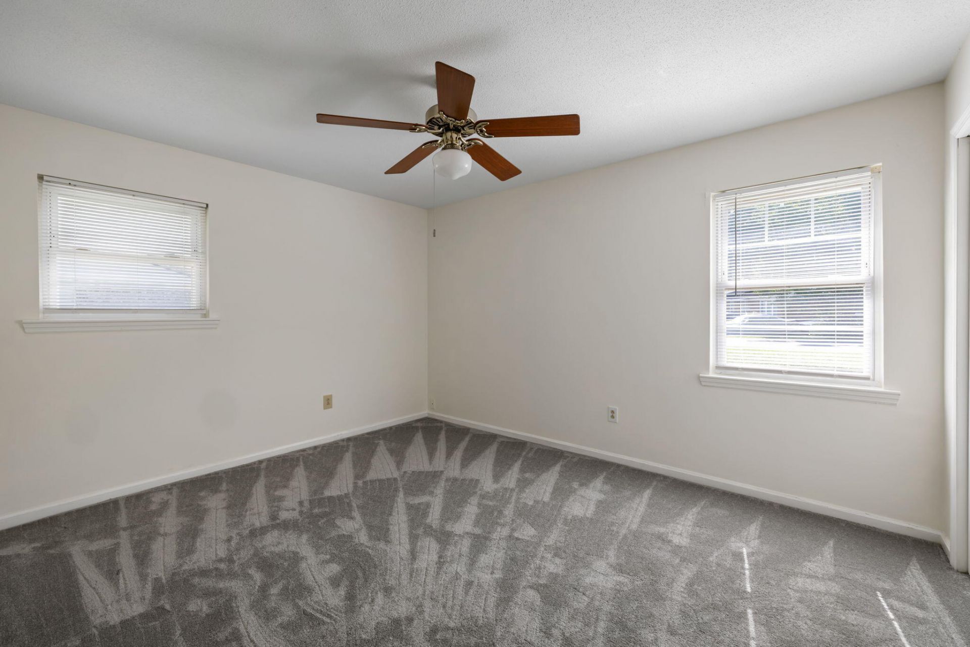 1932 Sunnyvale Avenue Photo 23