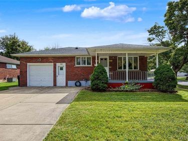 9605 Greenwald Avenue, Niagara Falls, NY 14304