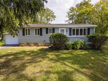 6419 Milestrip Road, Orchard Park, NY 14127