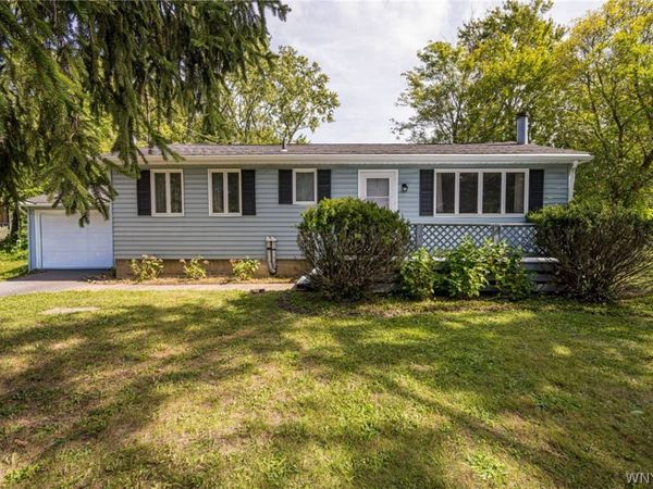 6419 Milestrip Road , Orchard Park, NY 14127