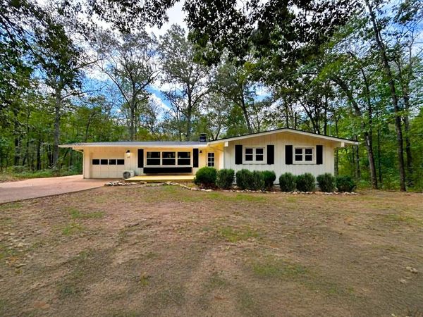 65 Cheyenne Drive , Cherokee Village, AR 72529
