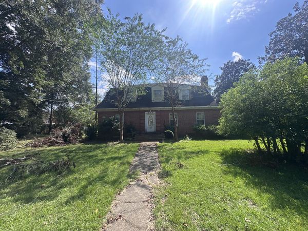604 Cedar Ave., Richton, MS 39476