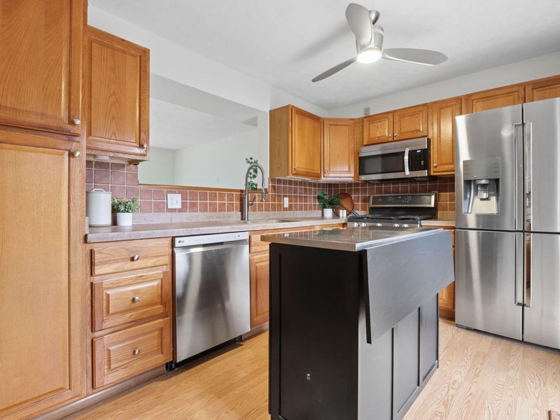7723 Gorman Drive, Unit 229, Worthington, OH 43085 Photo 6