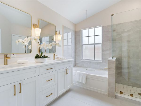 8266 Via Serena, Boca Raton, FL 33433