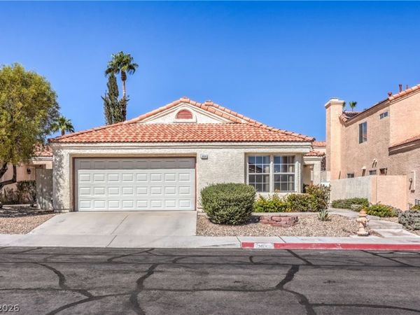 9824 Russett Wood Circle , Las Vegas, NV 89117