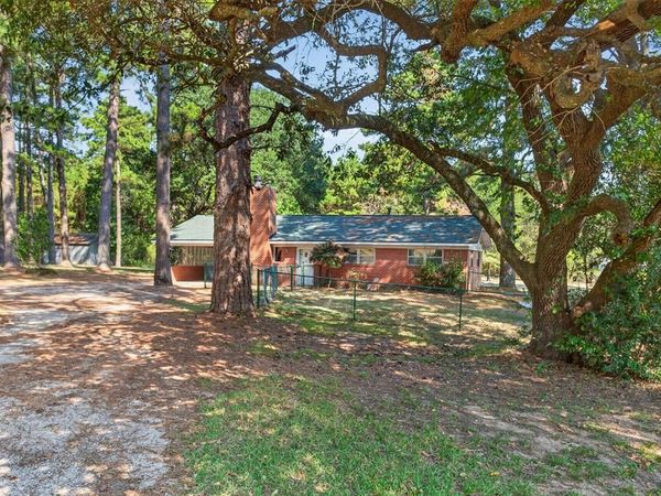 6241 Highway 80 , Princeton, LA 71067