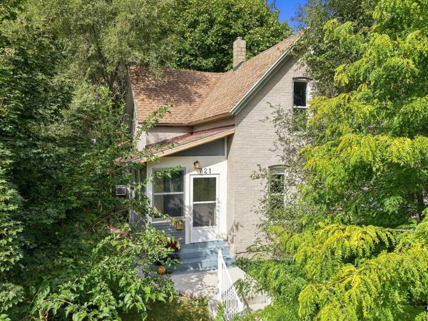721 Lafayette Avenue NE, Grand Rapids, MI 49503