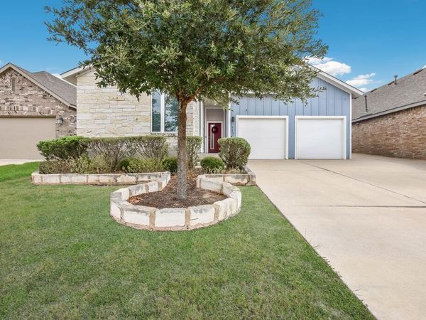 11321 American Mustang LOOP, Manor, TX 78653