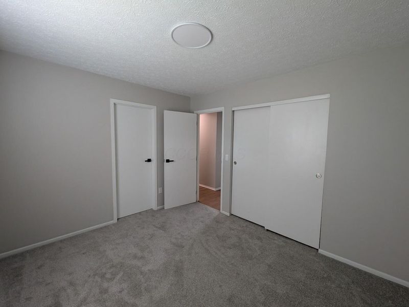3815 Petzinger Road , Columbus, OH 43232 Photo 17