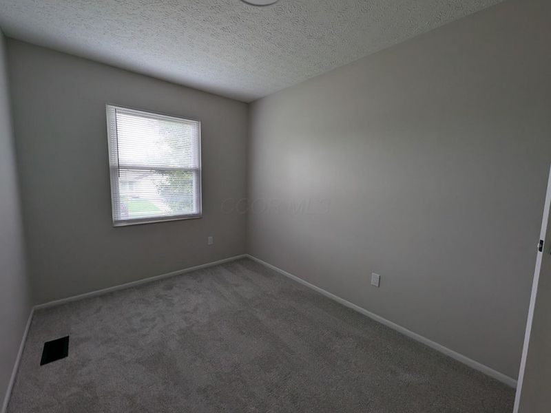 3815 Petzinger Road , Columbus, OH 43232 Photo 21