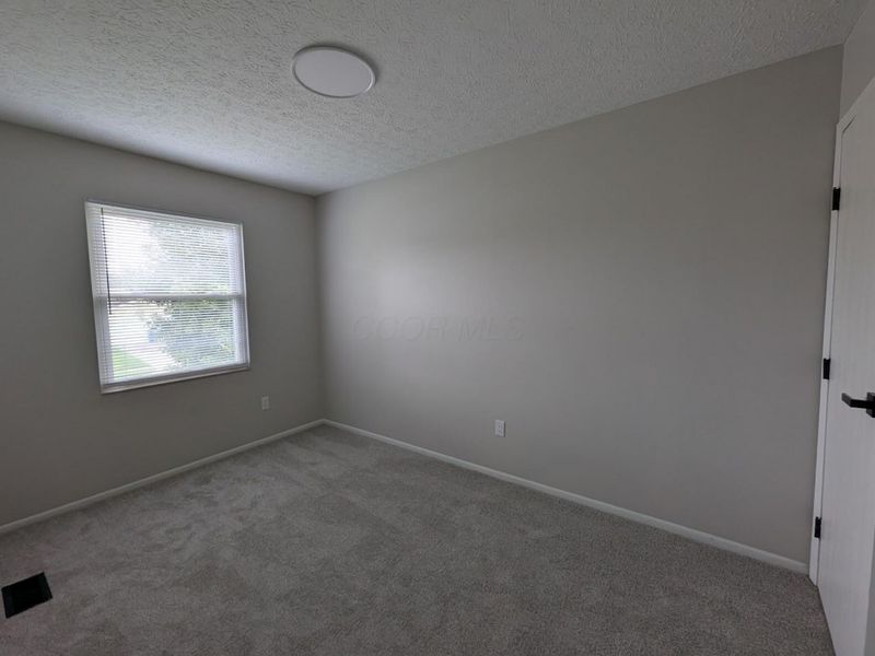 3815 Petzinger Road , Columbus, OH 43232 Photo 23