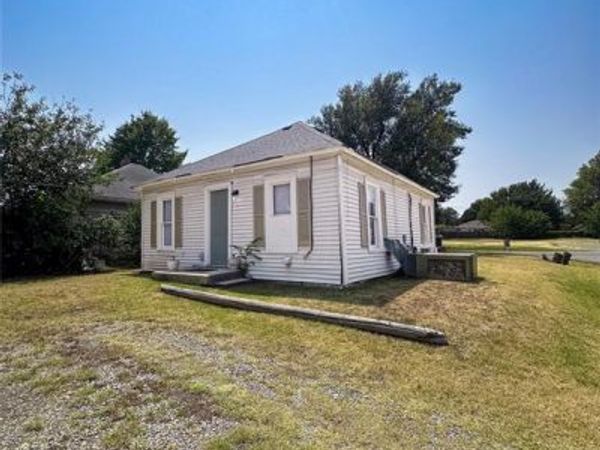 1401 S Dille Avenue, El Reno, OK 73036
