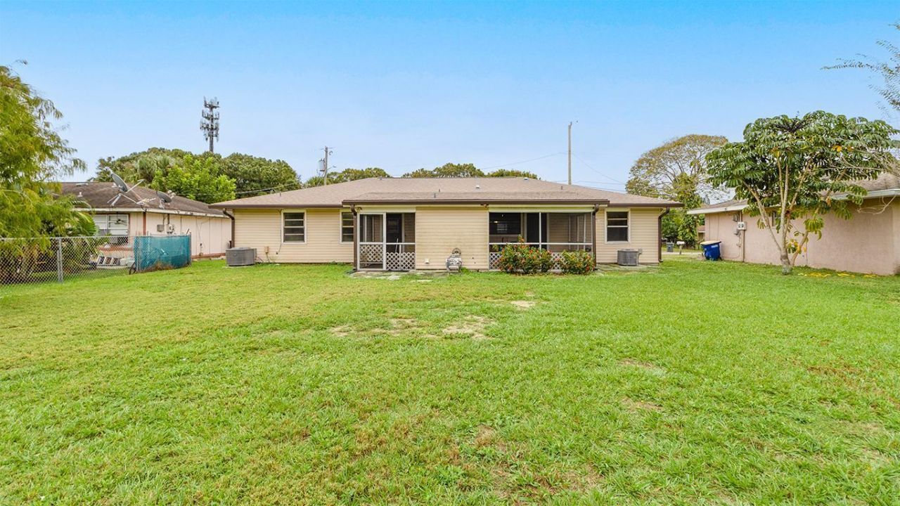 604 Roselyn Avenue, Unit A, Fort Pierce, FL 34982 Photo