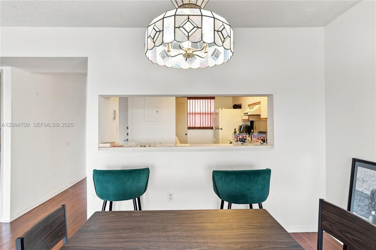 10253 NW 9th St Cir , Unit 407-6, Miami, FL 33172 Photo