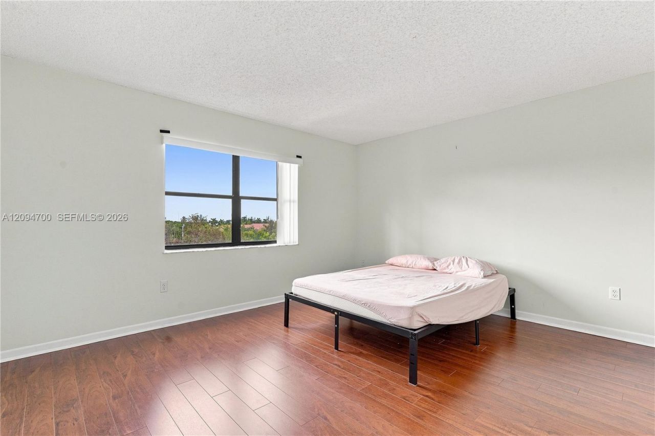 10253 NW 9th St Cir , Unit 407-6, Miami, FL 33172 Photo