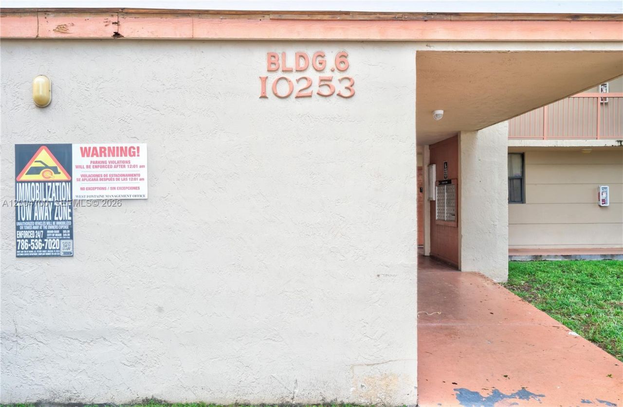 10253 NW 9th St Cir , Unit 407-6, Miami, FL 33172 Photo