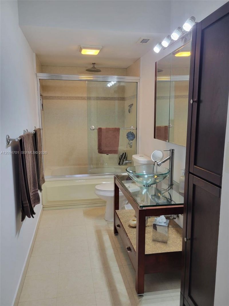 500 Bayview Dr, Unit 1923, Sunny Isles Beach, FL 33160 Photo