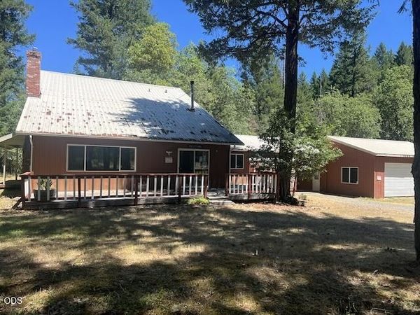 2300 Thompson Creek Road, Selma, OR 97538