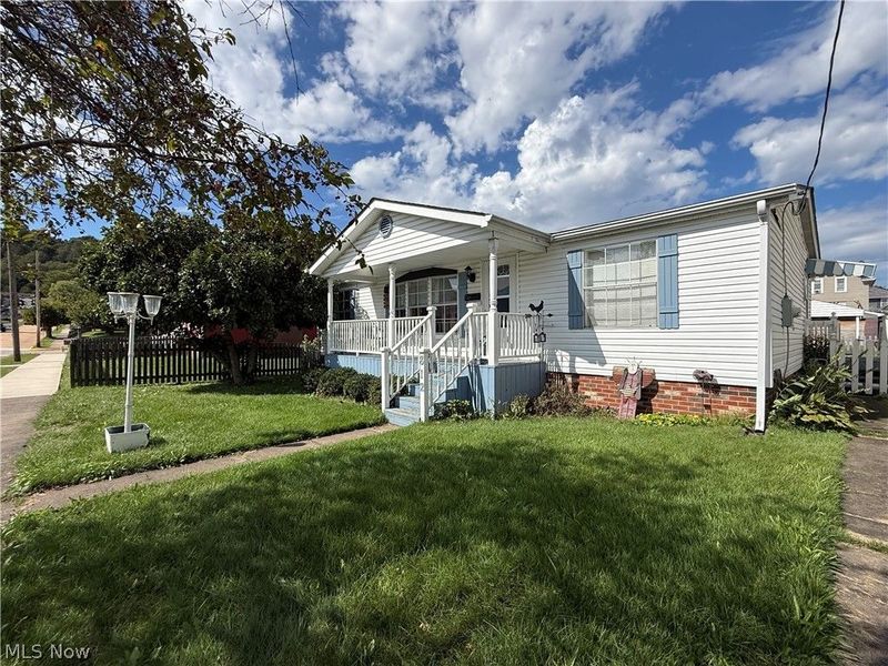 812 Logan Avenue, Toronto, OH 43964 Photo 1