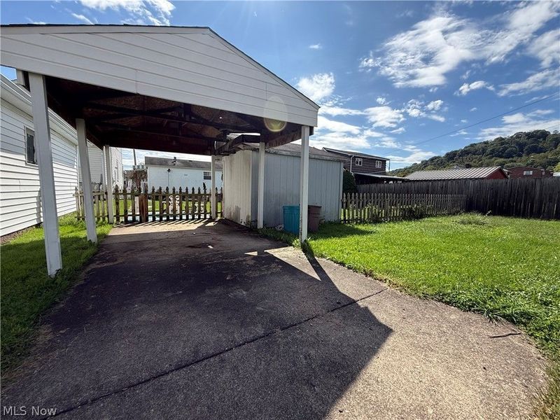 812 Logan Avenue, Toronto, OH 43964 Photo 31