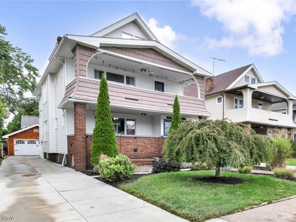 2066 Bunts Road, Lakewood, OH 44107