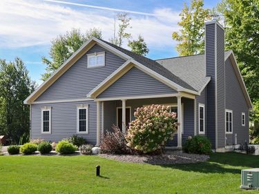 3004 Verona Court , Baldwinsville, NY 13027