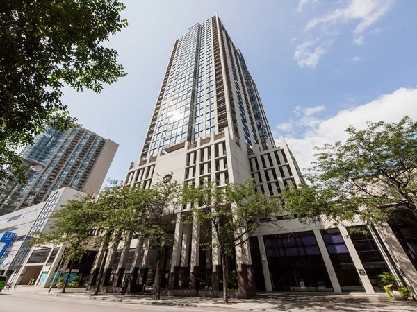 1122 N Clark Street, Unit 3105, Chicago, IL 60610