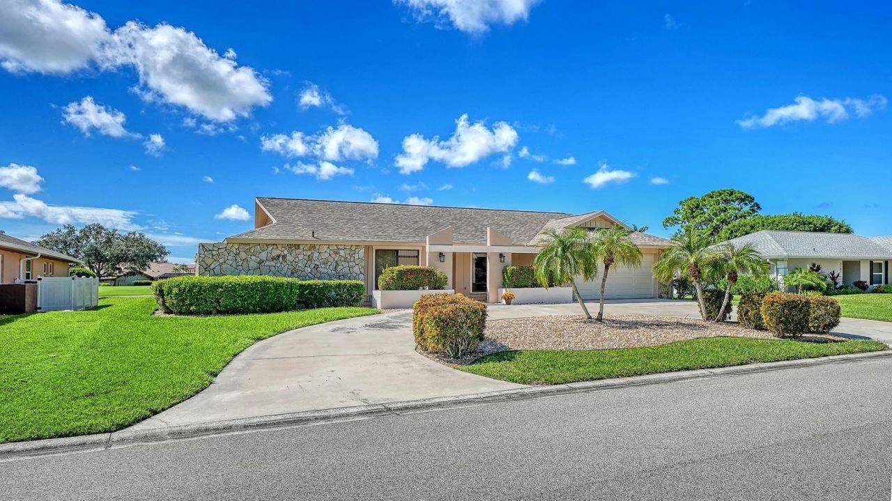 3708 Torrey Pines Way, Sarasota, FL 34238 Photo