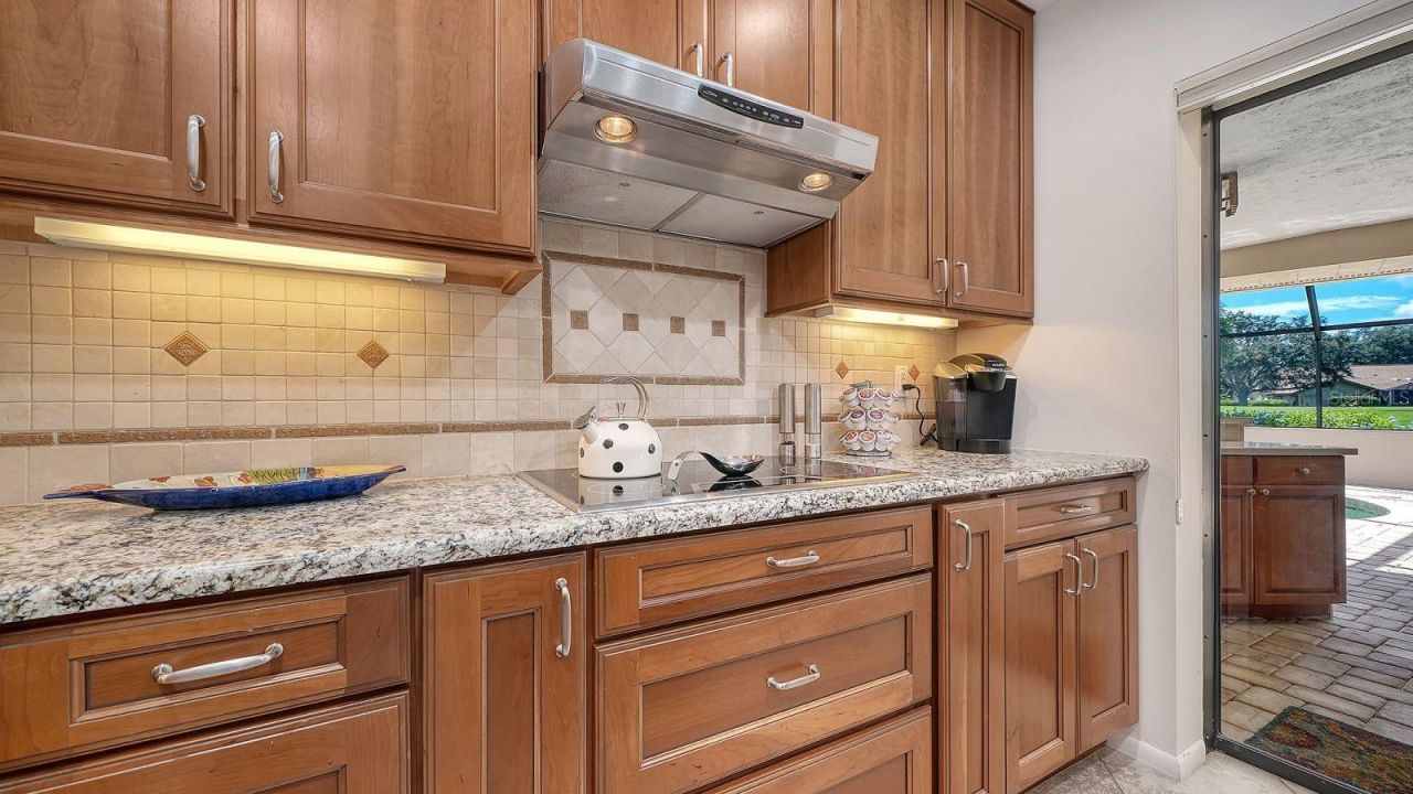 3708 Torrey Pines Way, Sarasota, FL 34238 Photo