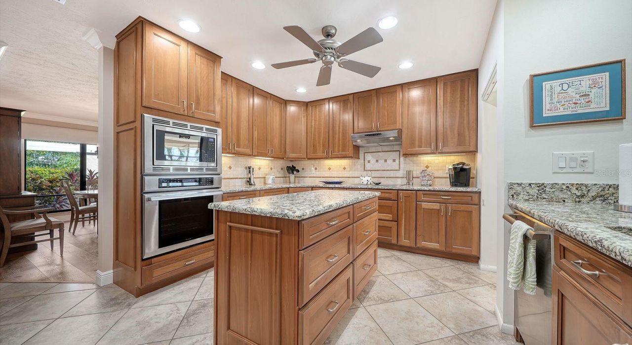 3708 Torrey Pines Way, Sarasota, FL 34238 Photo
