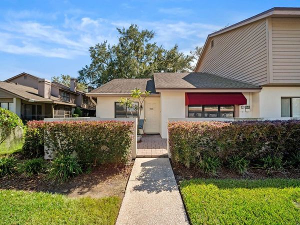 801 OAK PARK PLACE , BRANDON, FL 33511