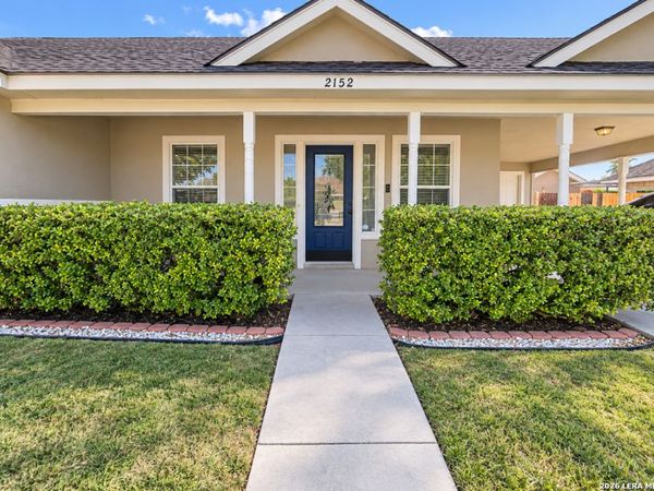 2152 Pershing Cir., Eagle Pass, TX 78852
