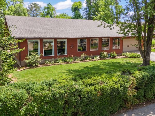 1106 Red Bud Drive , Grove, OK 74344