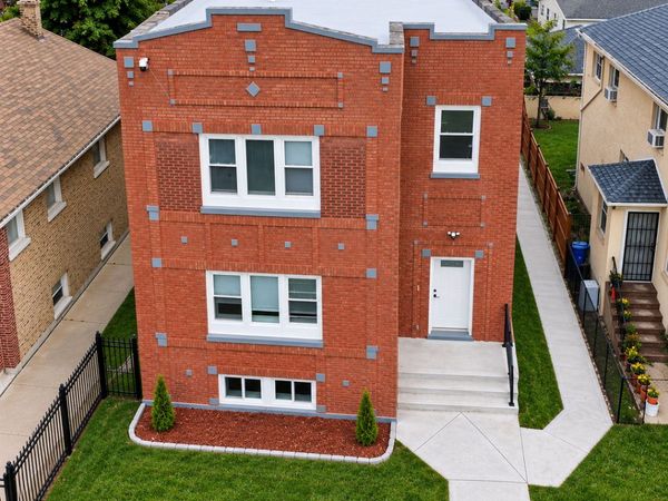 1015 N Laramie Avenue, Chicago, IL 60651