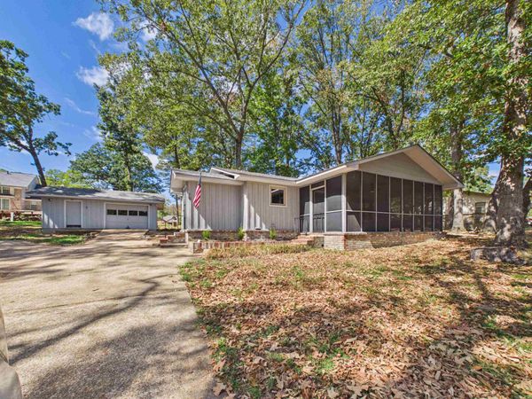 16 Redbird Dr, Batesville, AR 72501