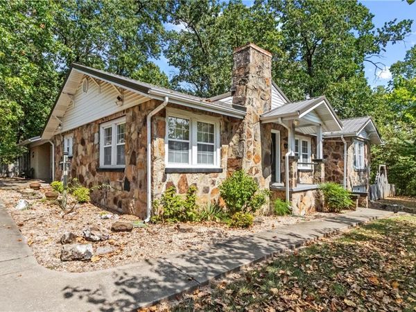 9106 HWY 62 E , Green Forest, AR 72638