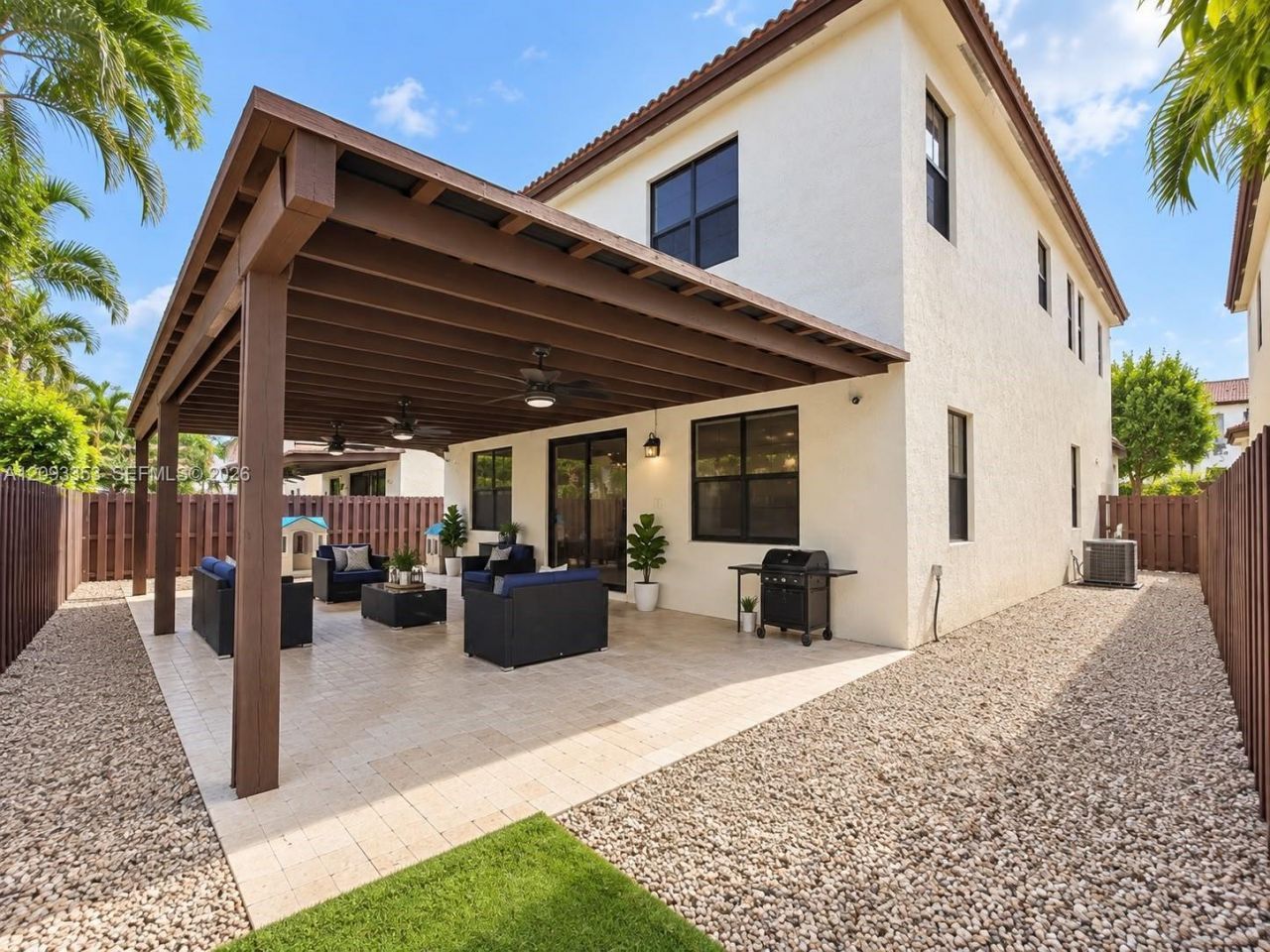 8830 NW 101st Pl , Doral, FL 33178 Photo