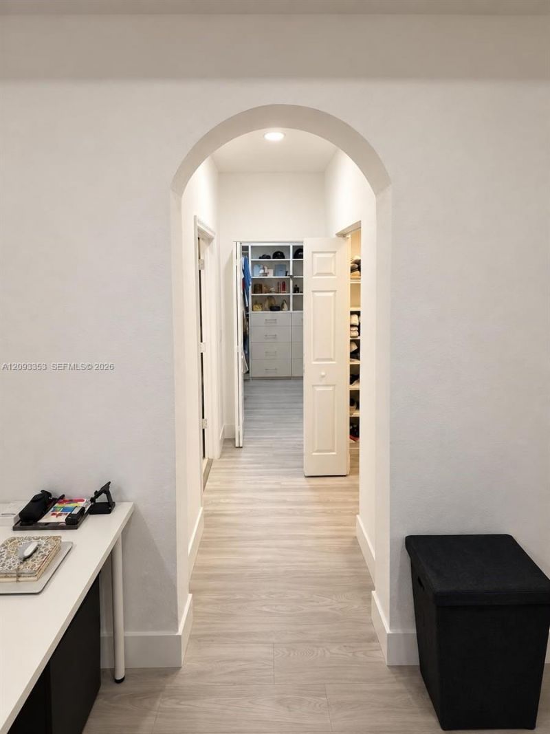 8830 NW 101st Pl , Doral, FL 33178 Photo